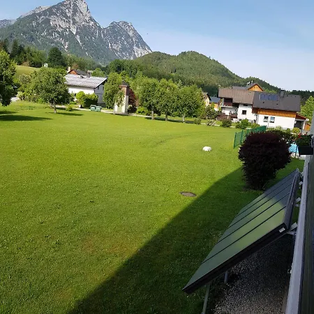 Dachsteinblick アパート *