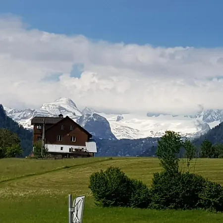 Dachsteinblick アパート *